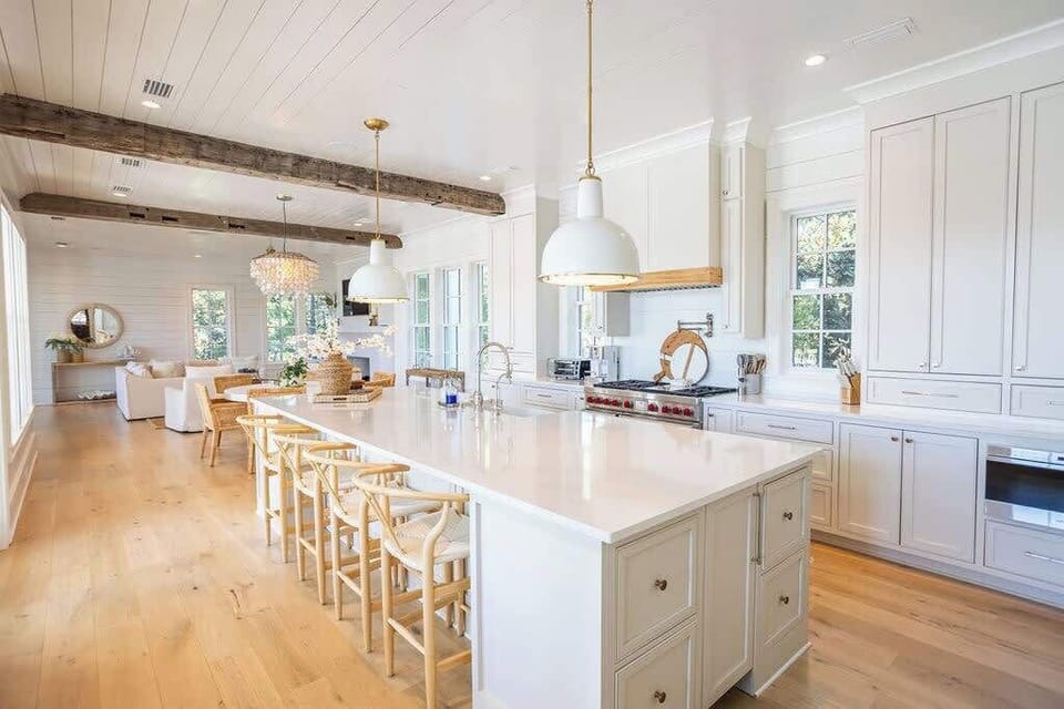 Kitchen island with seating for 4.