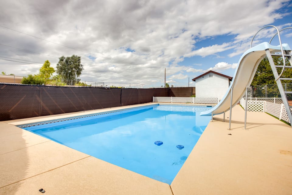Shared Pool | Free WiFi | Central Heat & A/C