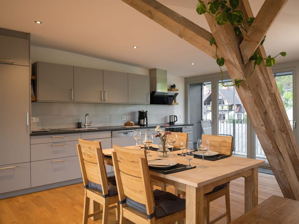 Kitchen / Dining Room