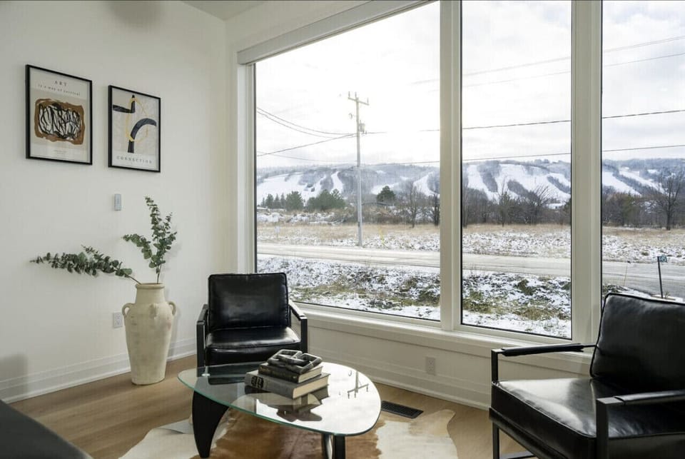Another angle of the living room area looking out at The Blue Mountains