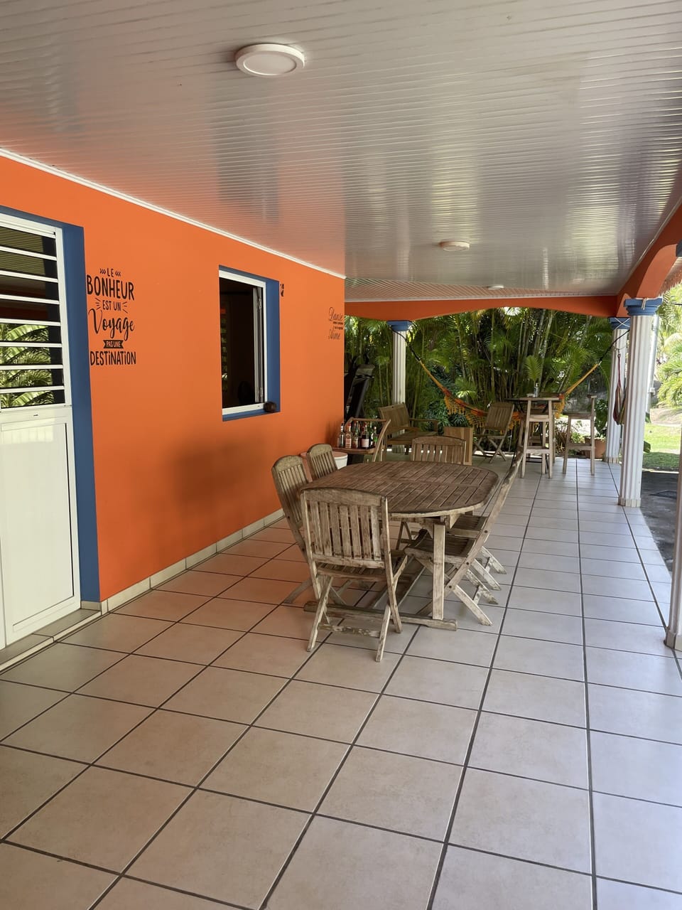 Outdoor dining