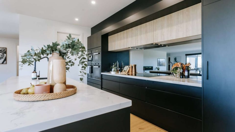 Kitchen with everything you need for cooking and entertaining