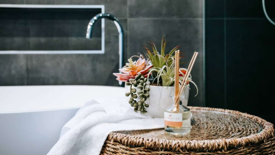 Bath in ensuite bathroom_