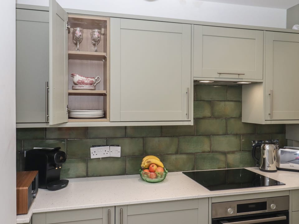 Fridge, dishwasher, electric kettle, toaster