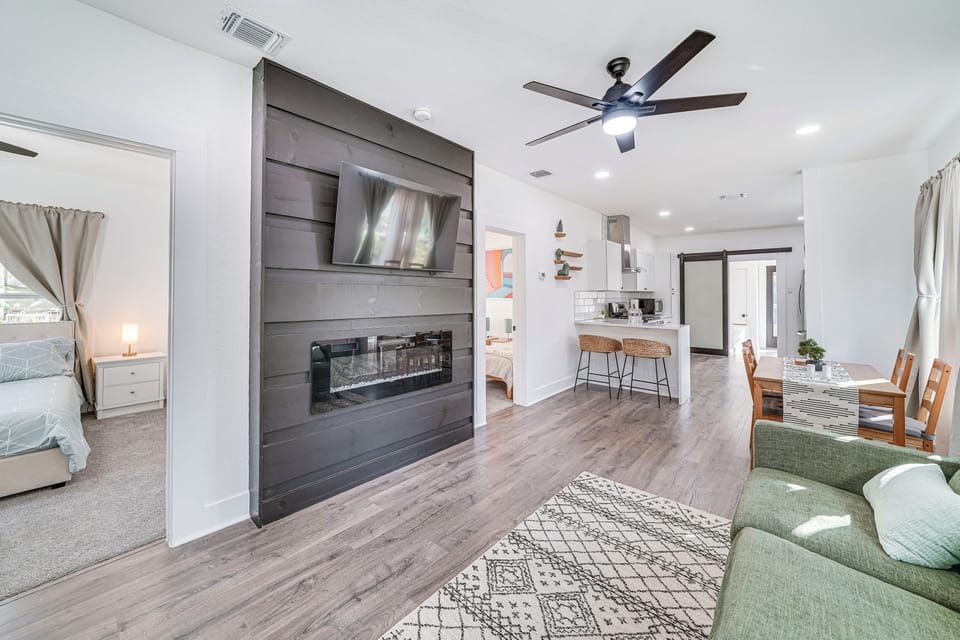 House (3 Bedrooms) | Interior