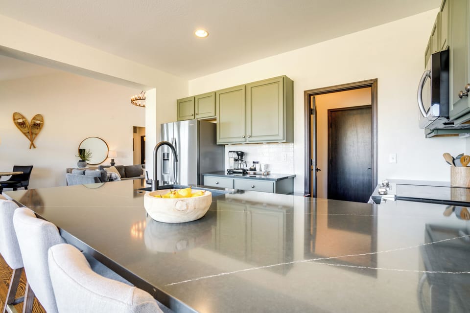 House (4 Bedrooms) | Interior
