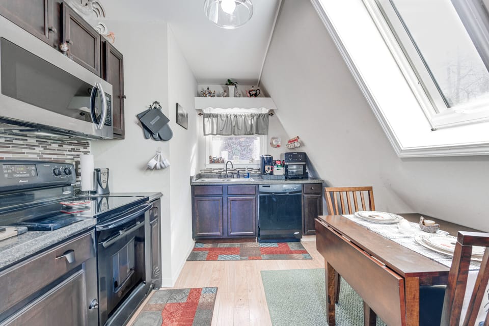 House (1 Bedroom) | Interior