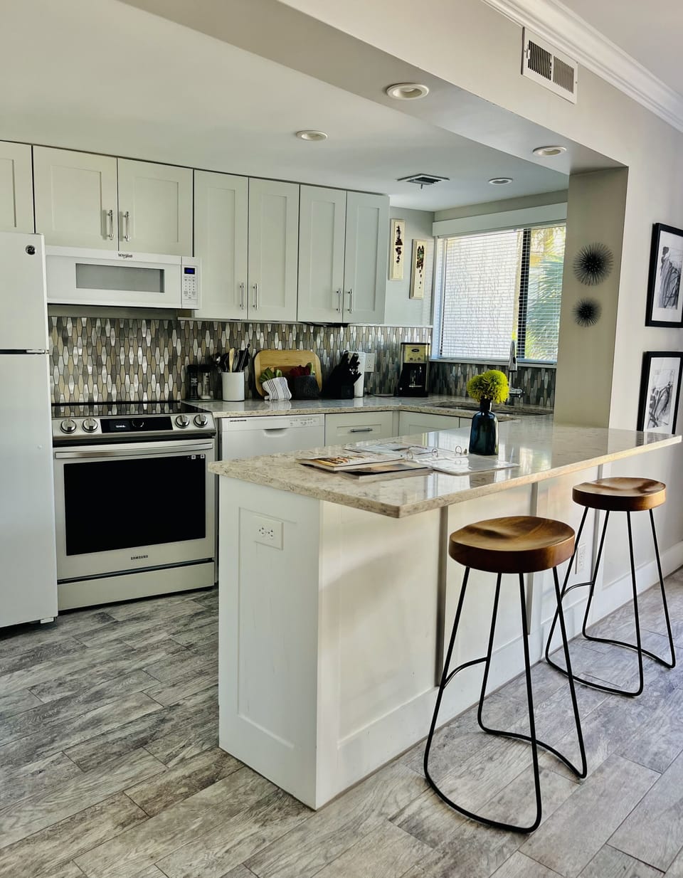 Seascape 3074 - Kitchen