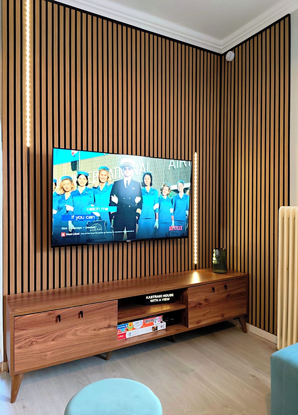Family House | Living area | 43-inch LED TV with cable channels, Netflix, streaming services