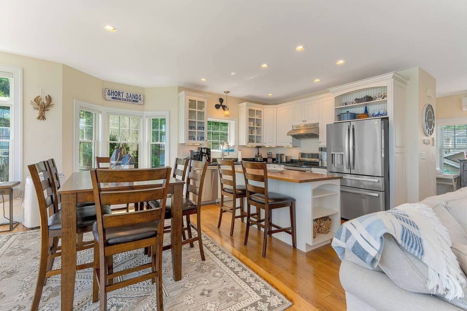 Dining Area and Kitchen