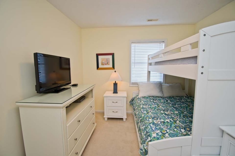 Bunk Room with Trundle