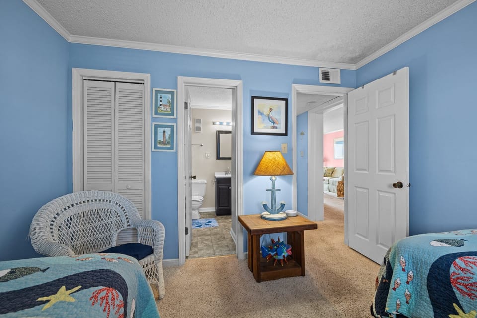 Bedroom #2 (Two Twins)
