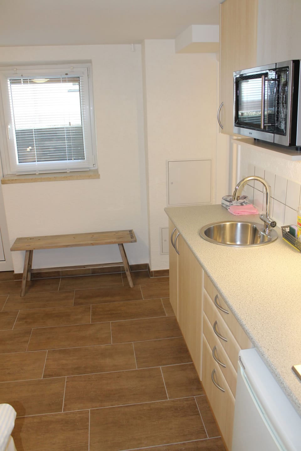 Premium Studio, Private Bathroom | Egyptian cotton sheets, premium bedding, individually decorated, desk