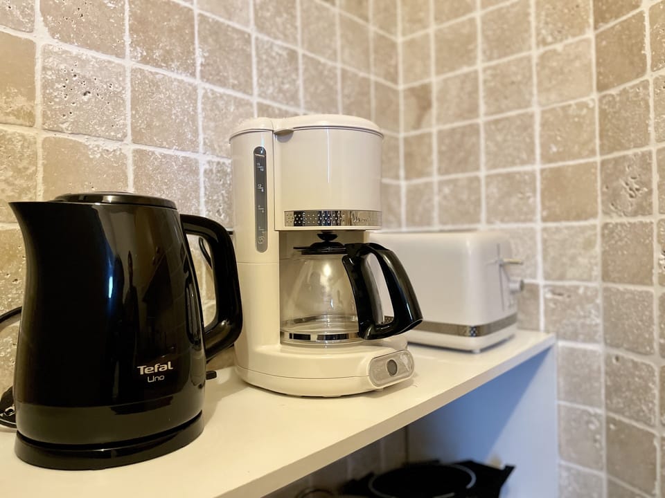 5bbae4b0-6c34-487b-ad84-4e037f43025a