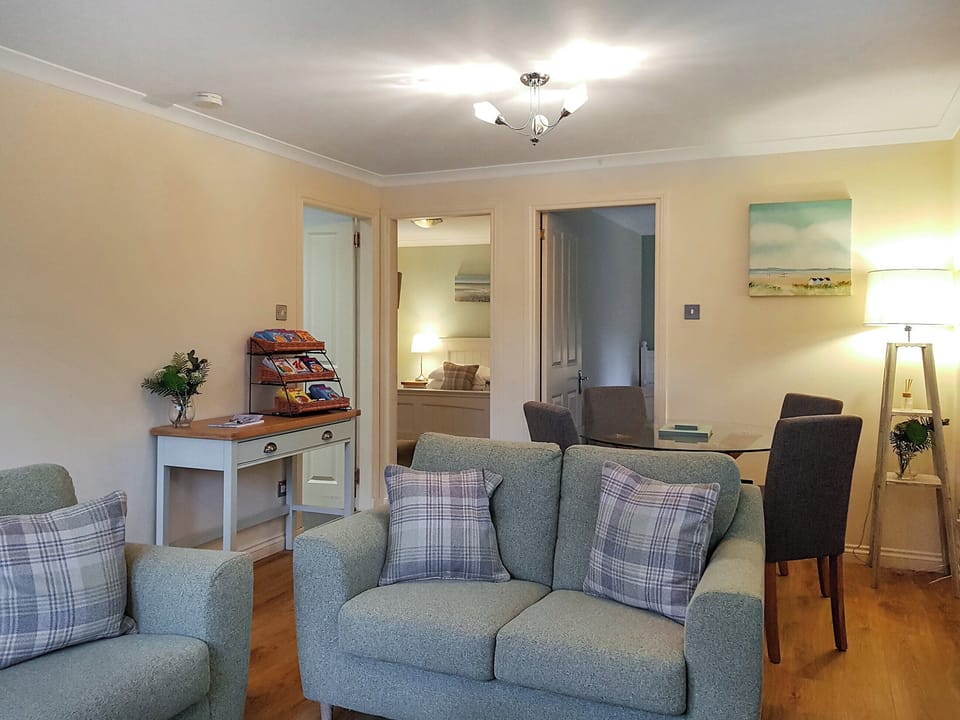 Living area | Leven Lodge 2 - Loch Lomond Sanctuary Lodges, Loch Lomond