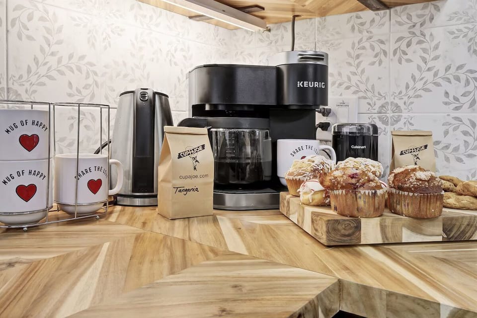 Drip coffee, Keurig and electric kettle - something for everyone.