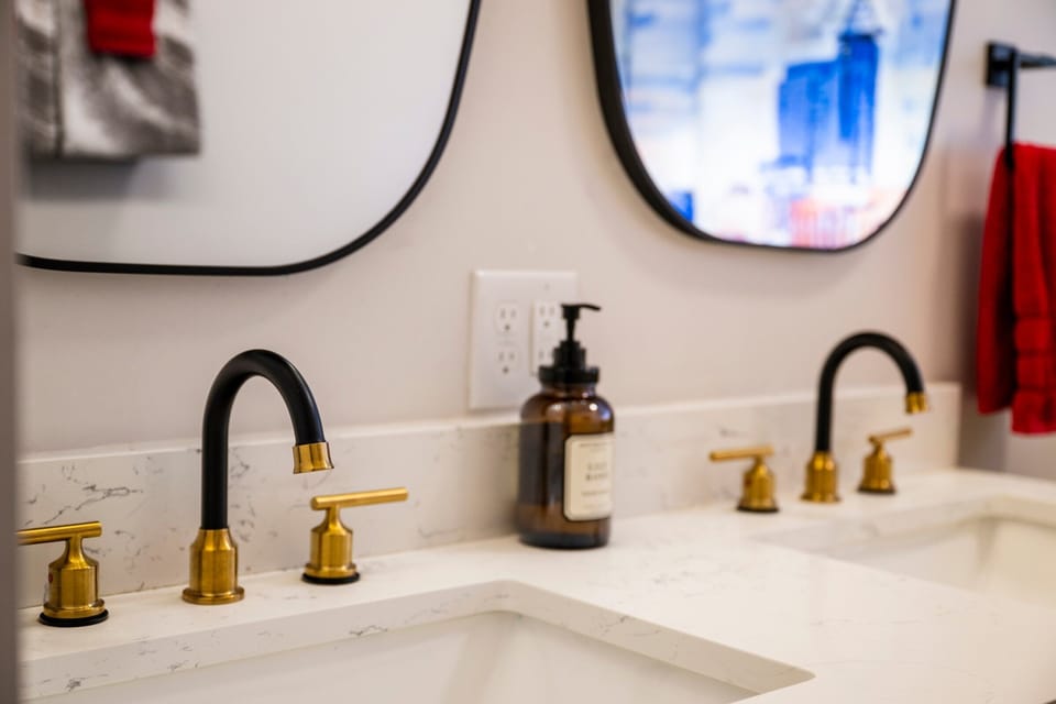 Double sinks make getting ready a little easier for couples and families.