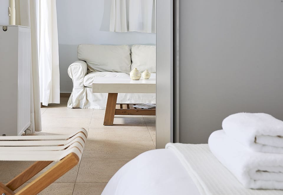 Premium bedding, in-room safe, desk, soundproofing