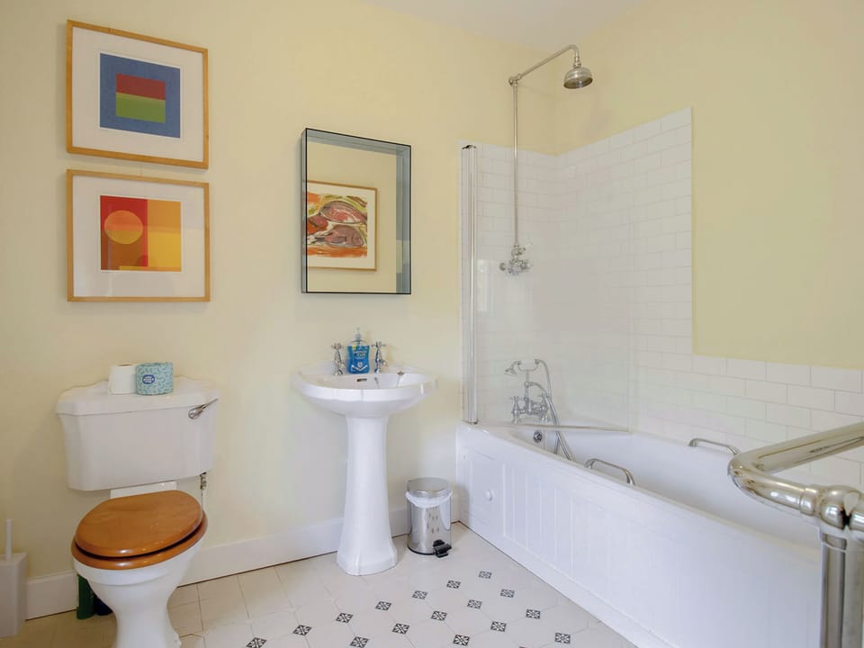 Bathroom | Ivy Cottage - Broughton Hall Estate, Broughton, near Skipton