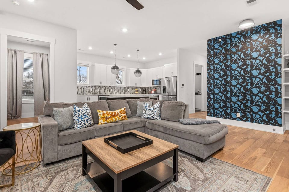 Stylish Nashville Living Room - Comfort Meets Elegance
