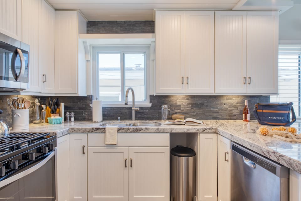 Fully-equipped kitchen with everything you need.