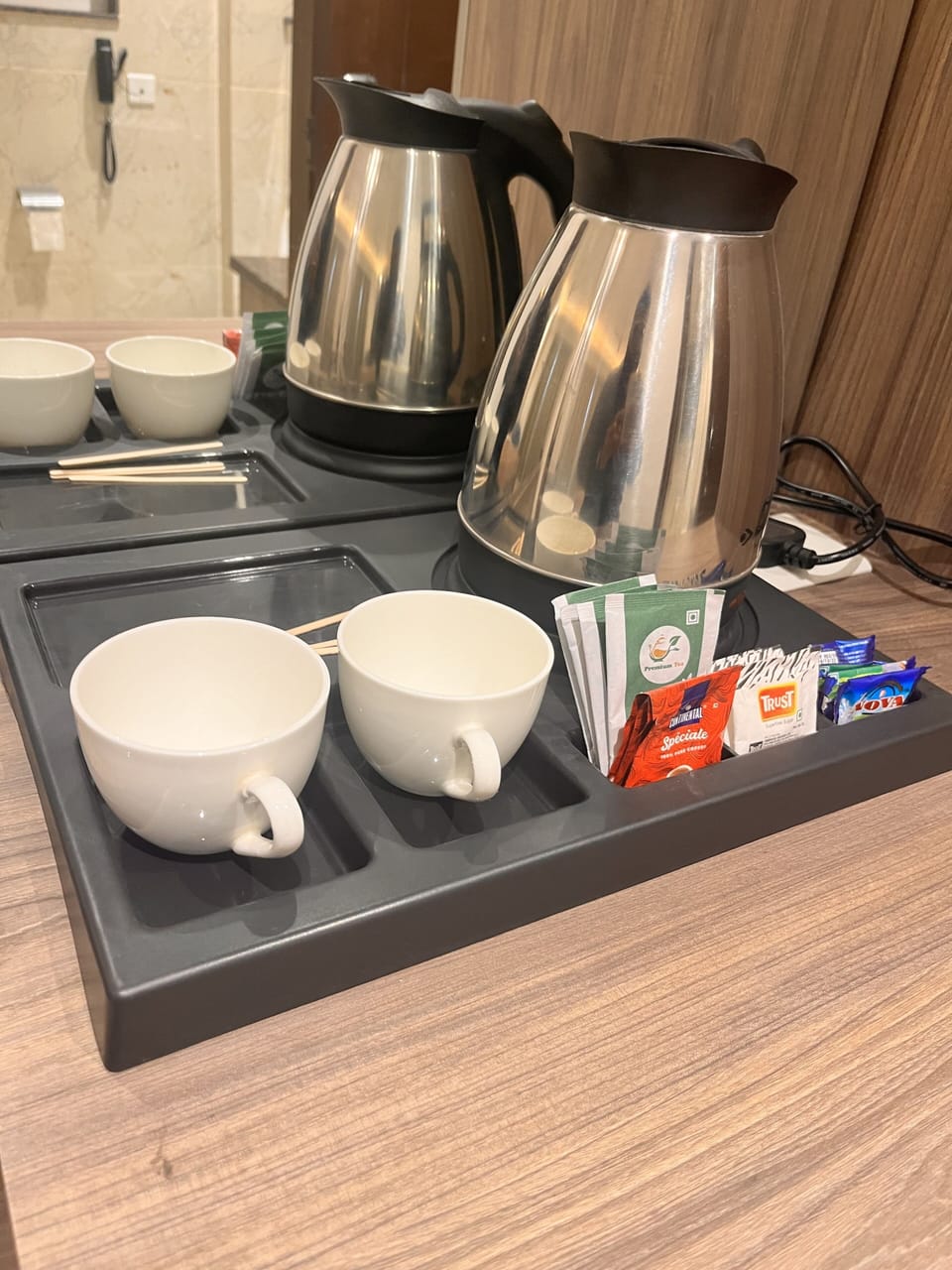 Luxury Twin Room | In-room dining