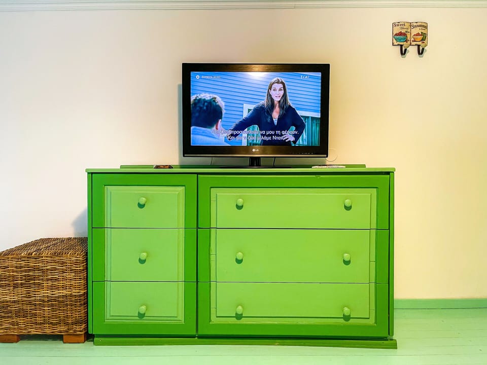 Apartment | 1 bedroom, desk, laptop workspace, iron/ironing board