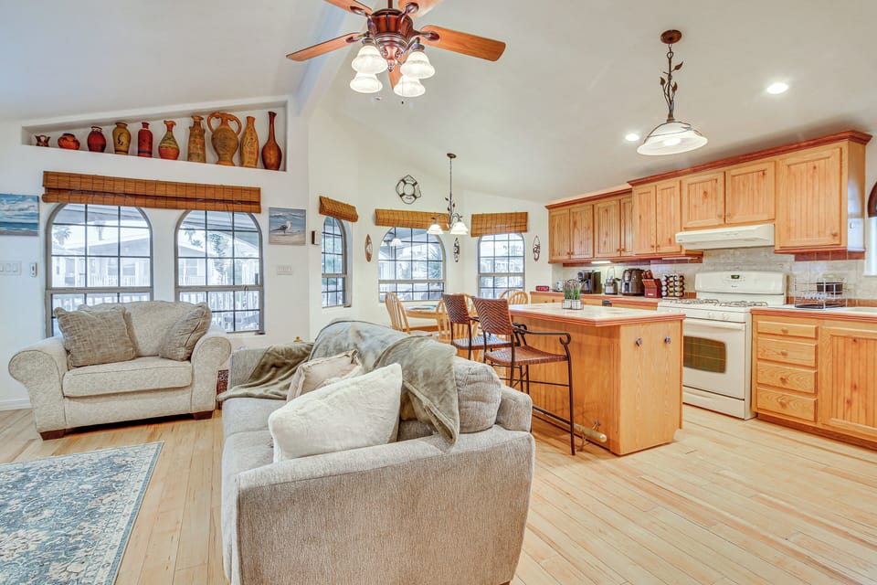 Cottage (2 Bedrooms) | Interior