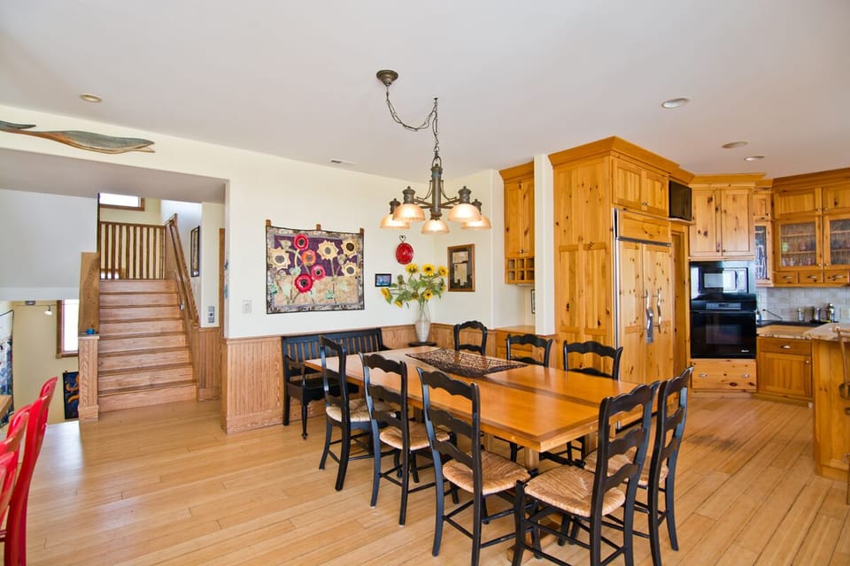Level One Dining