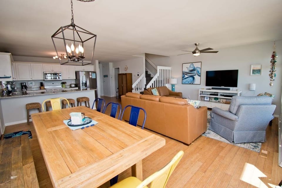 Dining / Living