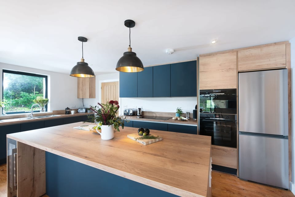 Beachside, Ground Floor: The kitchen island includes aÃ‚Â built-in wine cooler