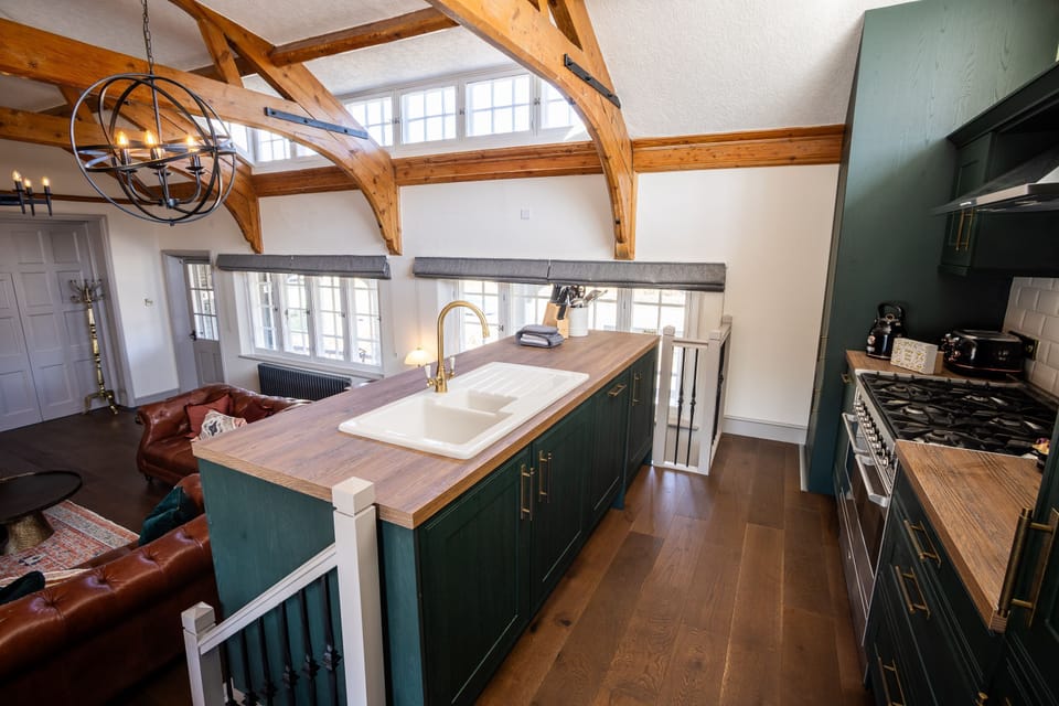 You can enjoy cooking up a storm whilst socialising from the mezzanine