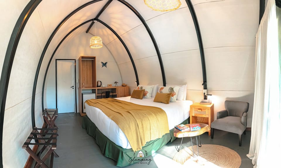 Premium Double Room | In-room safe, desk, laptop workspace, blackout drapes