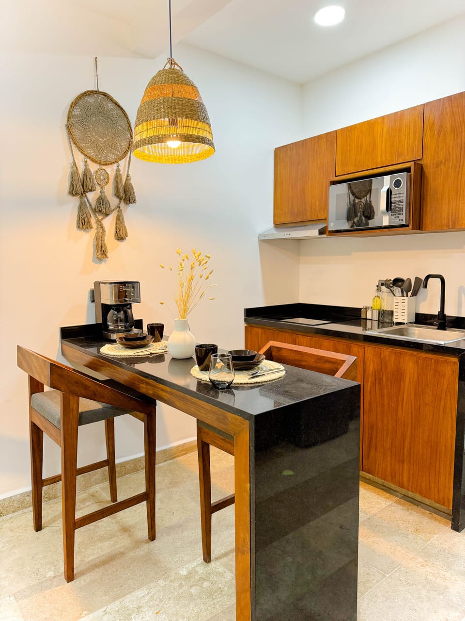 Comfort Apartment | Private kitchen | Microwave, coffee/tea maker, blender, griddle