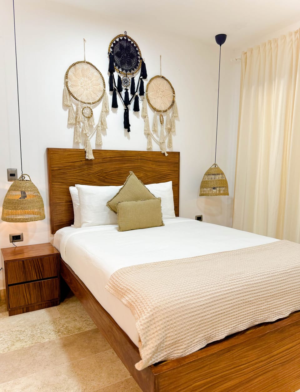 Comfort Apartment | 1 bedroom, blackout drapes, iron/ironing board, free WiFi