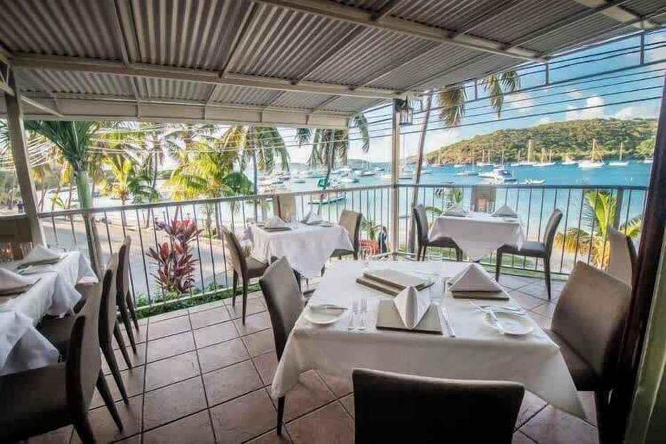 Dining with a view – enjoy meals with stunning waterfront scenery.