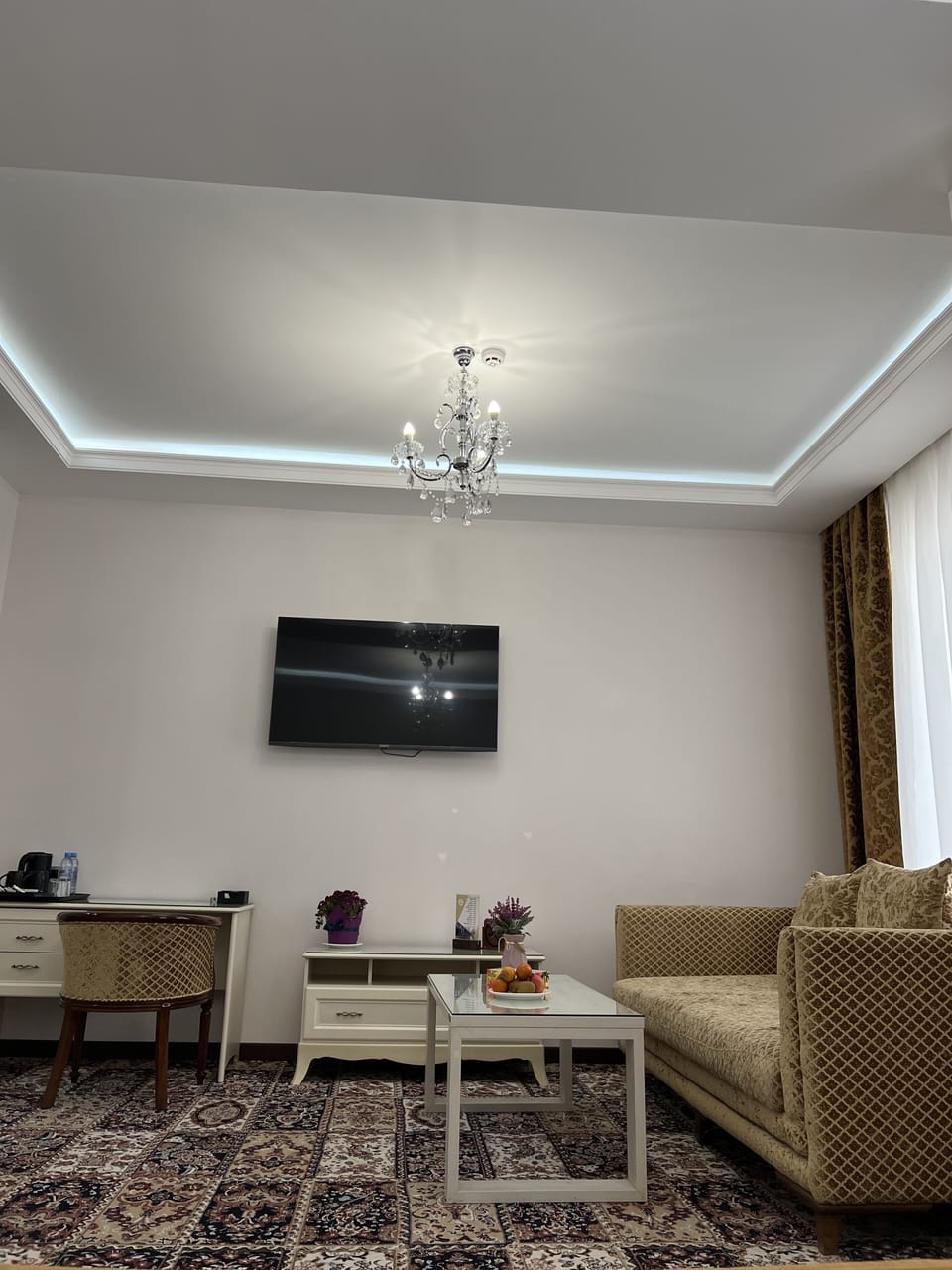 Luxury Suite | Premium bedding, memory foam beds, in-room safe, desk