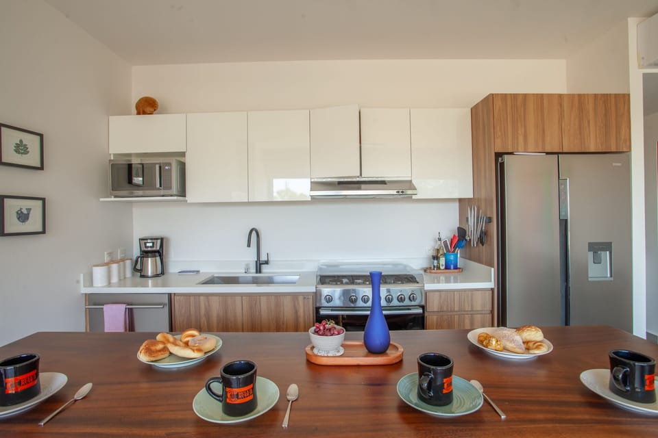 Condo - Image 11