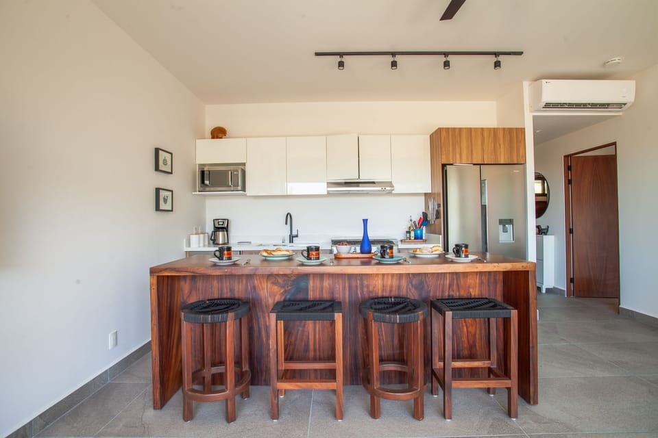 Condo - Image 10