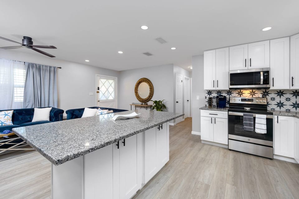 Plenty of Space to do Meal Prep on the Large Kitchen Island