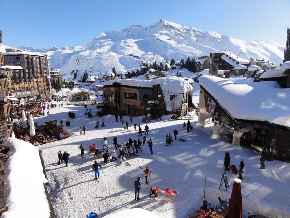 Snow and ski sports