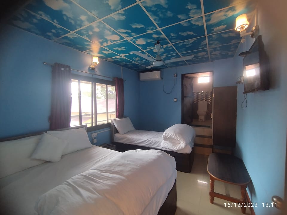 Double Room | Free WiFi