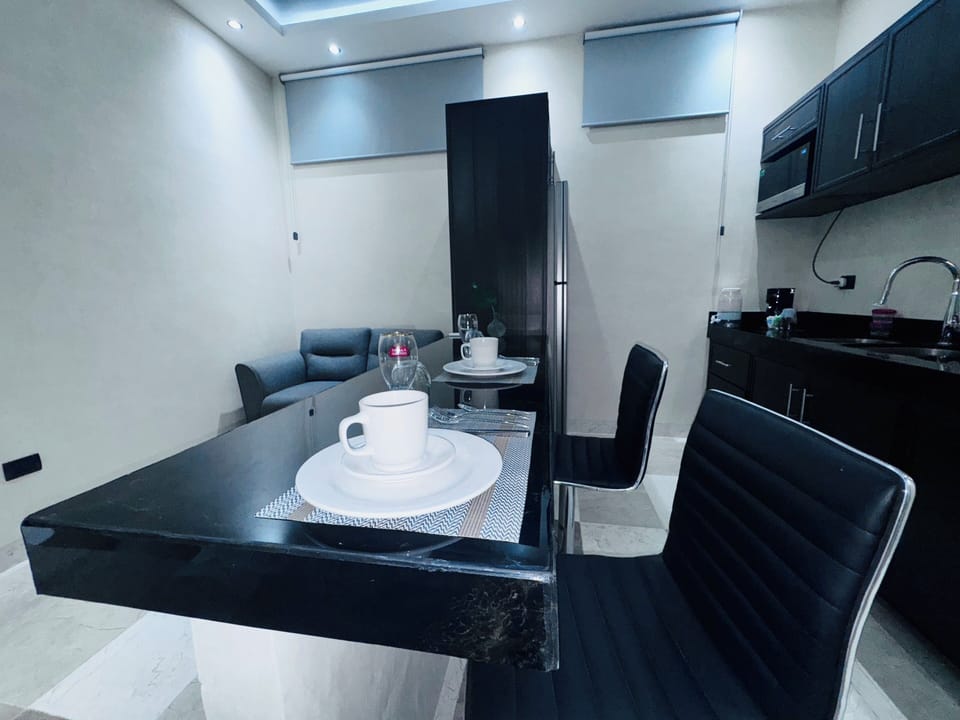 Junior Double Room, 1 Queen Bed | Private kitchen | Reusable coffee/tea filters
