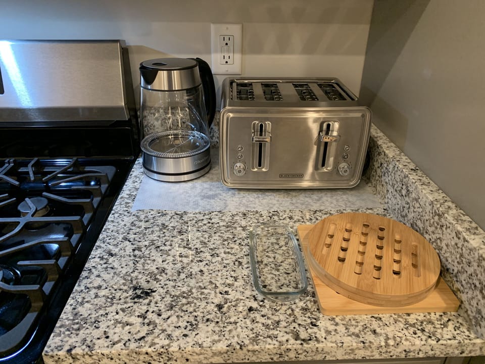 Fully loaded kitchen