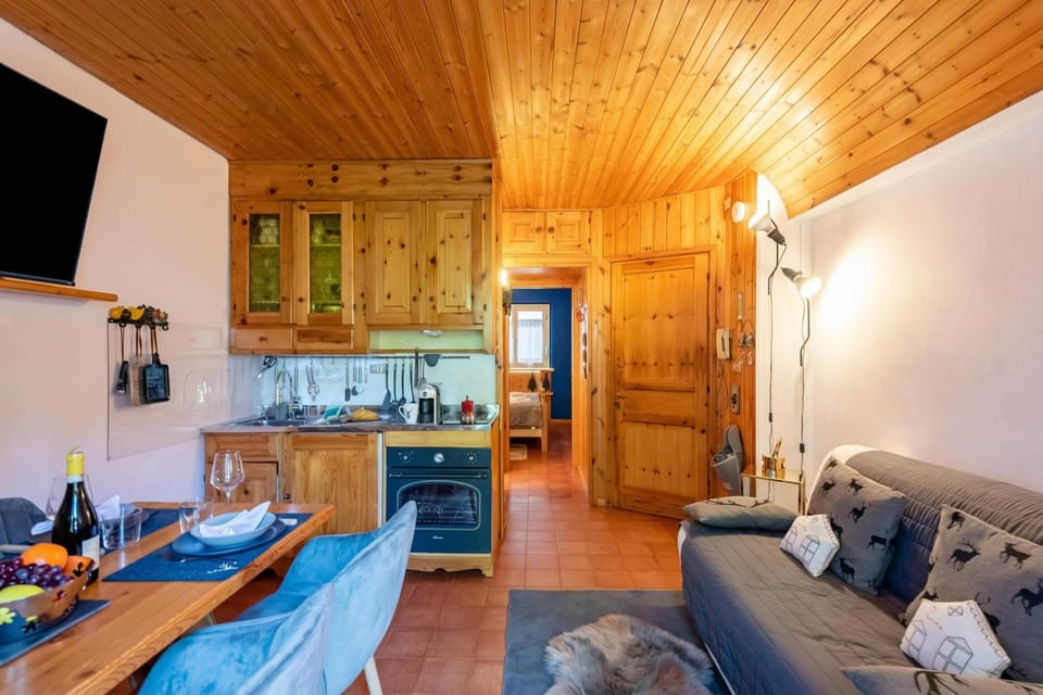 Living and dining room