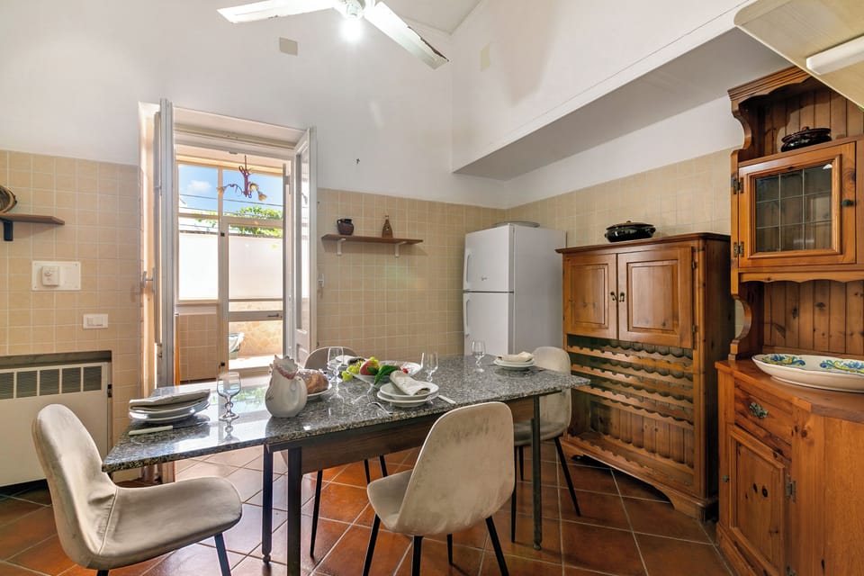 Standard House, Multiple Bedrooms, 2 Bathrooms (Villa Isidoro Sea View) | Dining