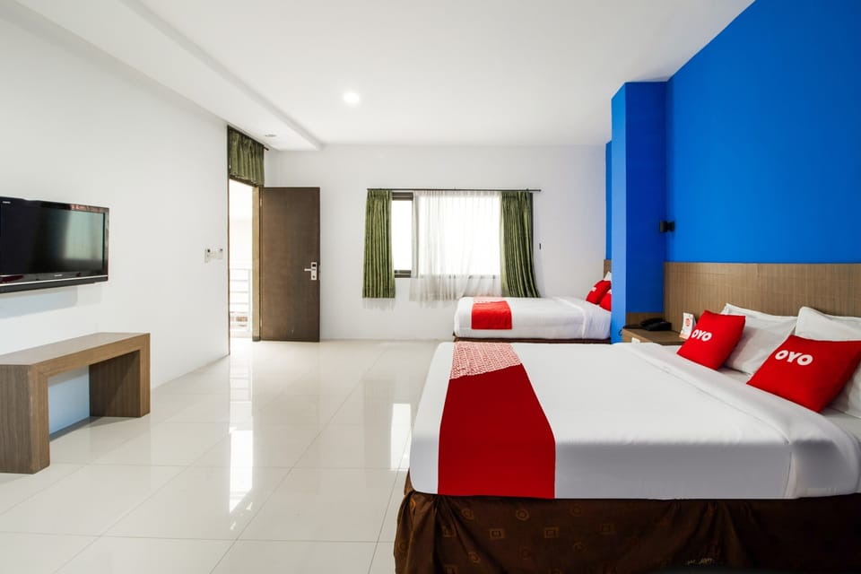 Family Suite | Desk, free WiFi, bed sheets