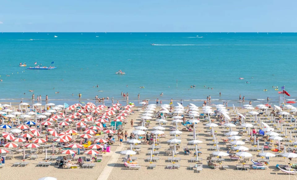Bright Villa in Caorle With Private Garden Villa in Caorle