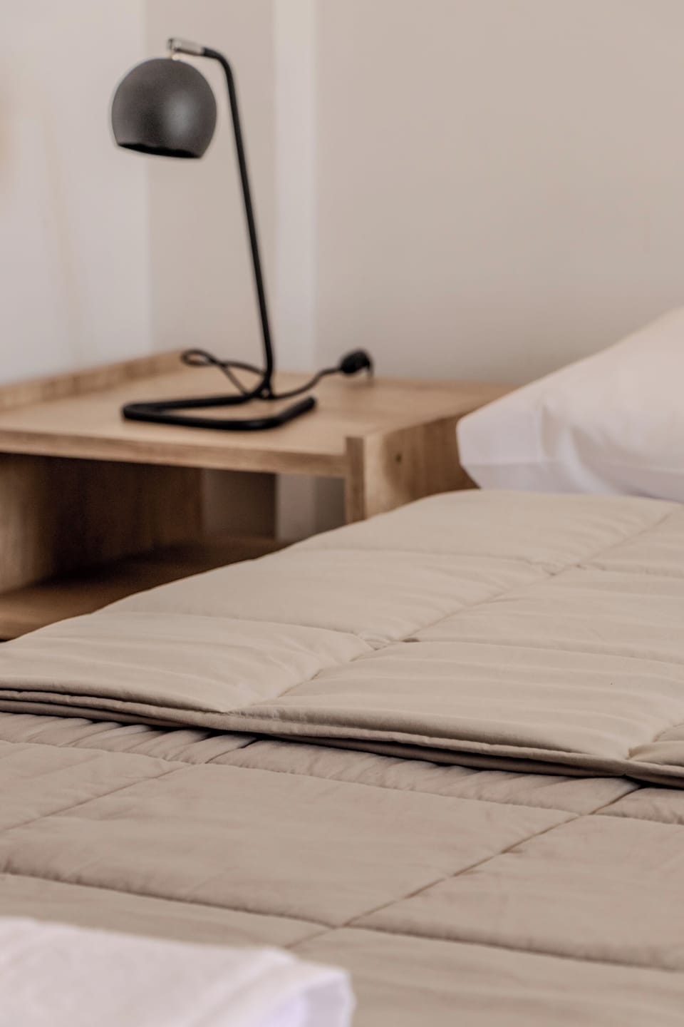 Premium bedding, minibar, individually furnished, desk