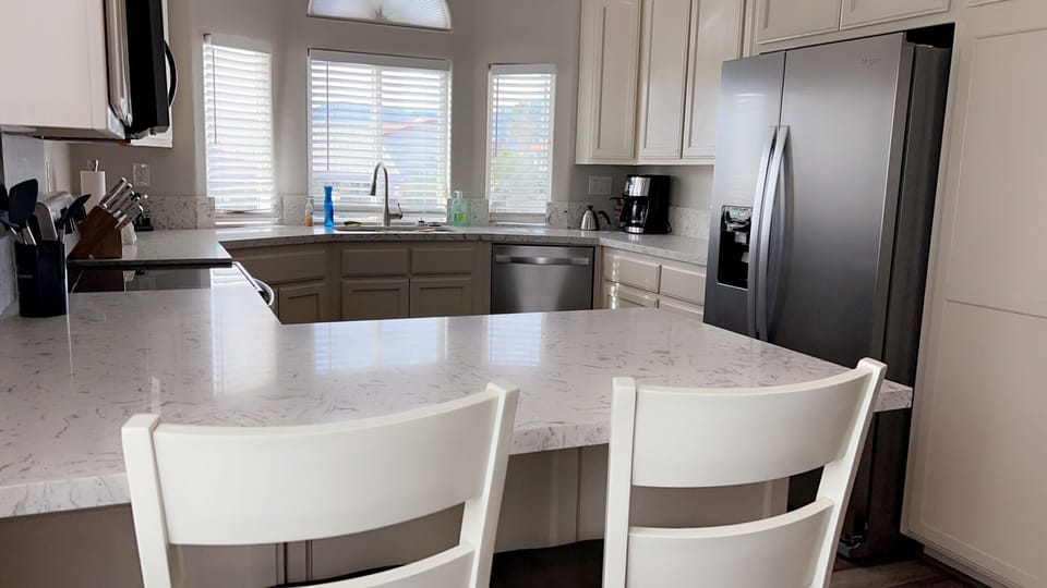 Kitchen Countertop Bar Seating for 2